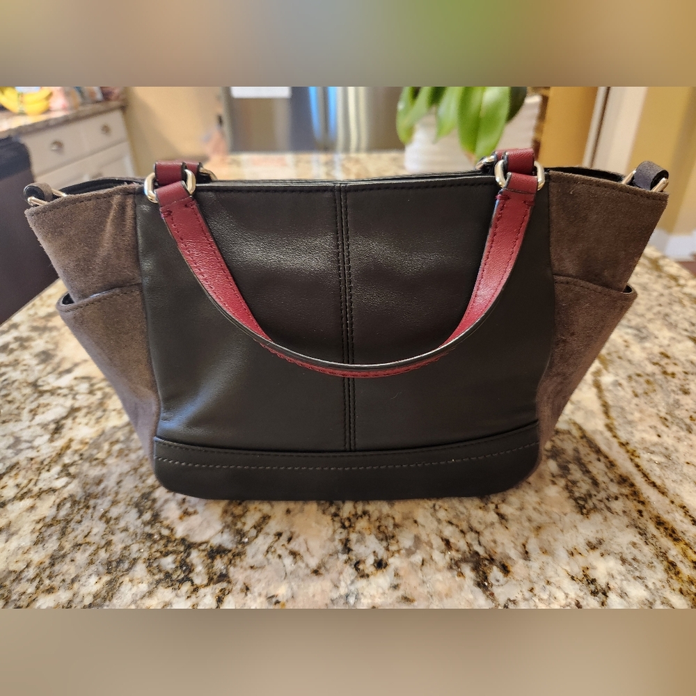 Coach Purse, F49865 Park Quilted Color Block Carrie Mini Tote Bag EUC Burgundy - Picture 2 of 15